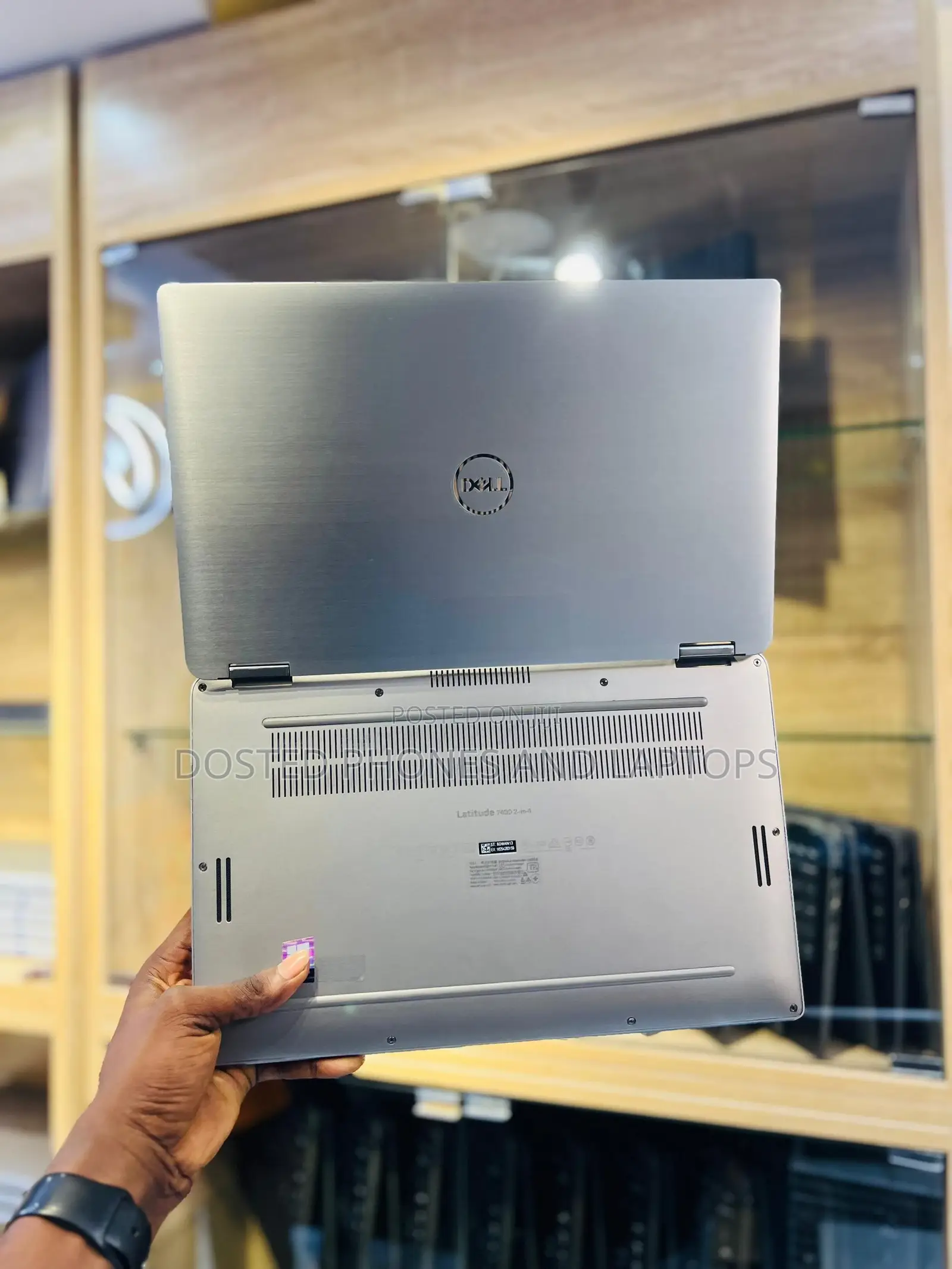New Laptop Dell Latitude 7400 8GB
