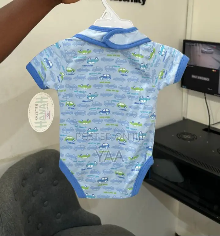 Kristen Hannah 2pc Bodysuit Bib Set 3-6mnth, 6-9month, 9-12months