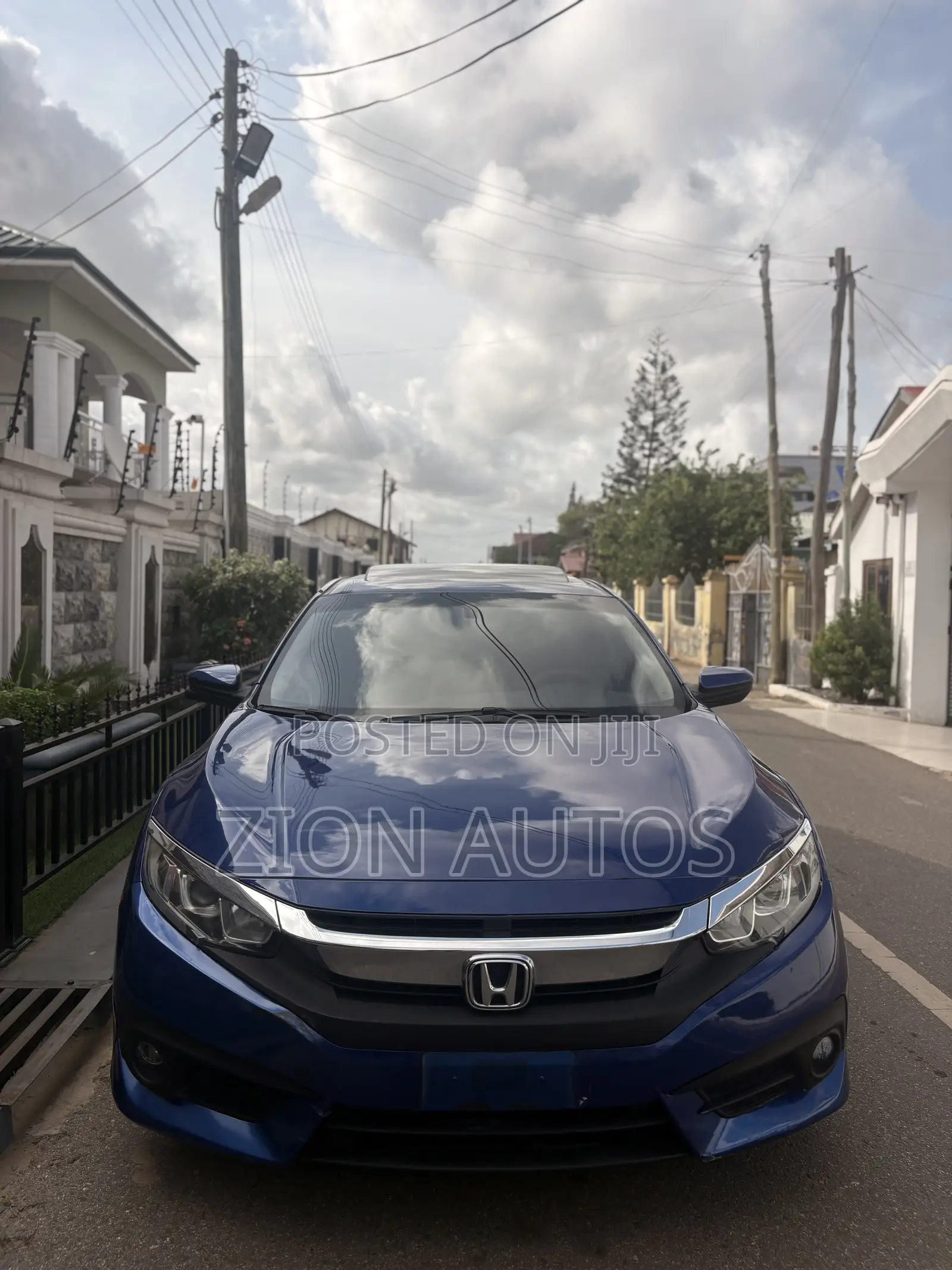 Honda Civic EX 4dr Sedan (2.0L 4cyl) 2017 Blue
