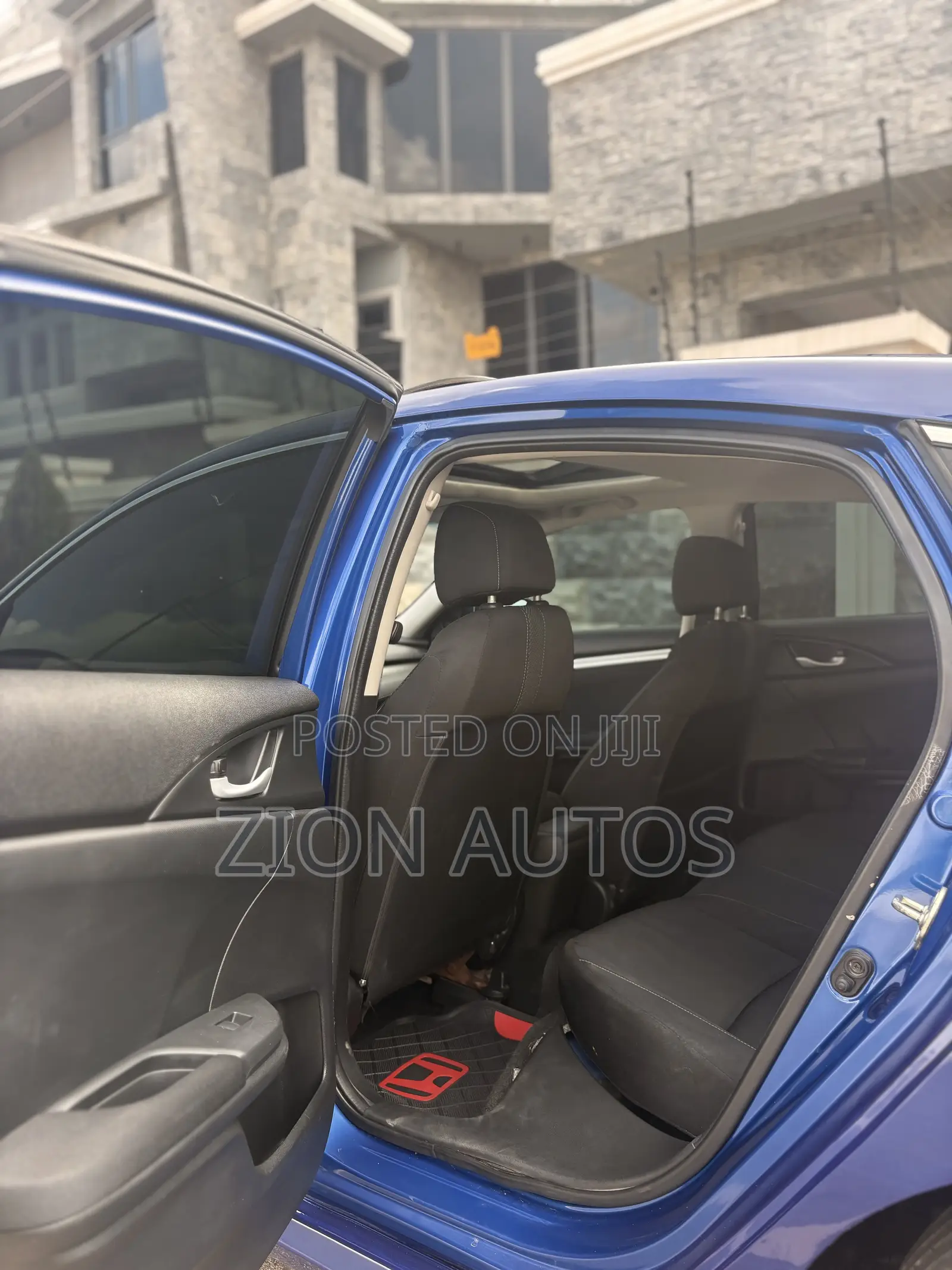 Honda Civic EX 4dr Sedan (2.0L 4cyl) 2017 Blue