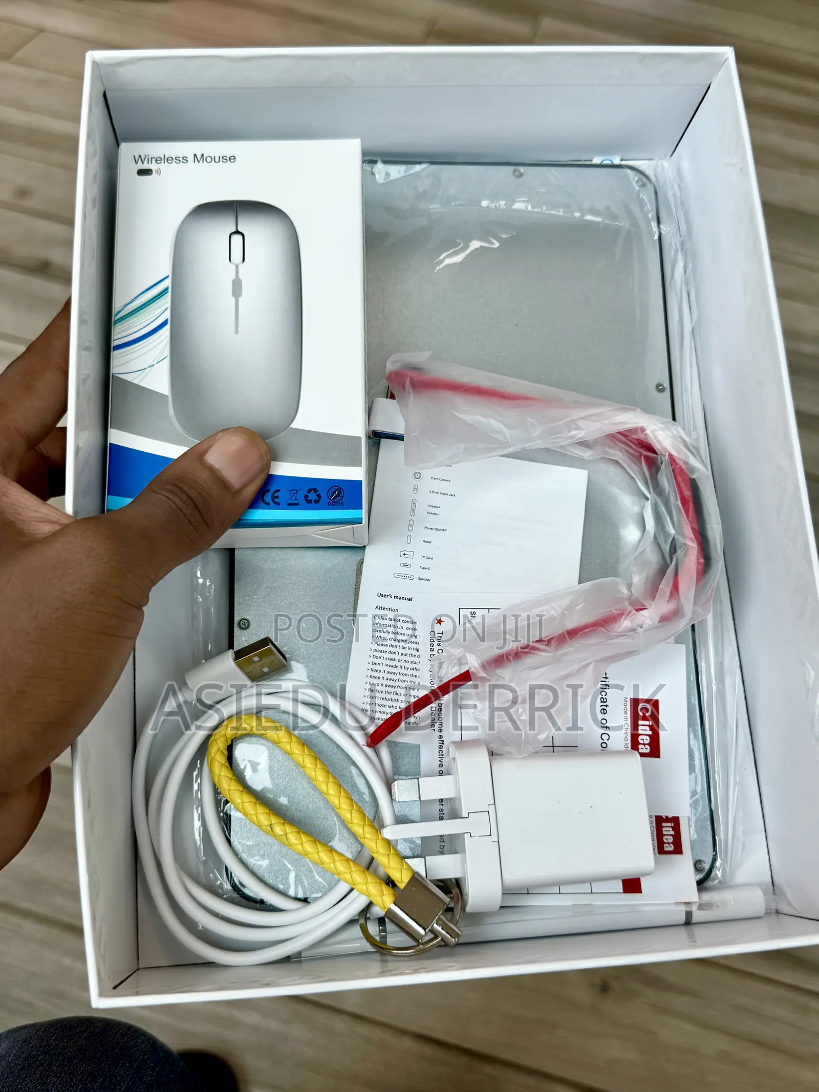 New C idea CM8200 Plus 1 TB Red
