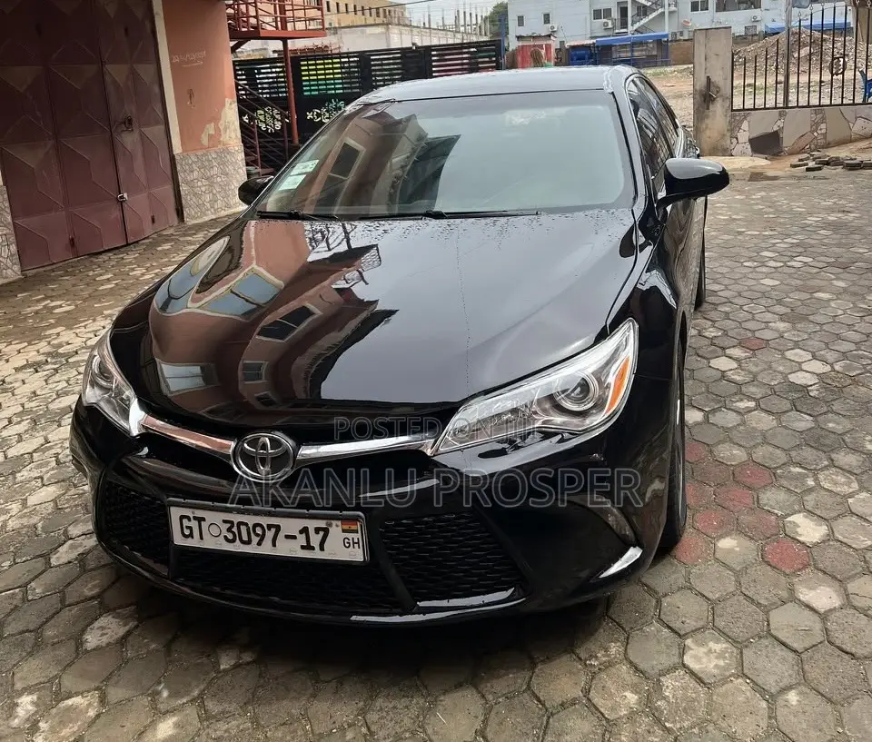 Toyota Camry 2016 Black