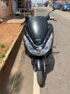 Honda 2024 Black