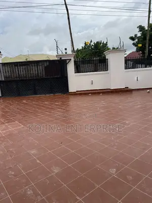 4bdrm Townhouse/Terrace in Daban New Site, Kumasi Metropolitan for sale