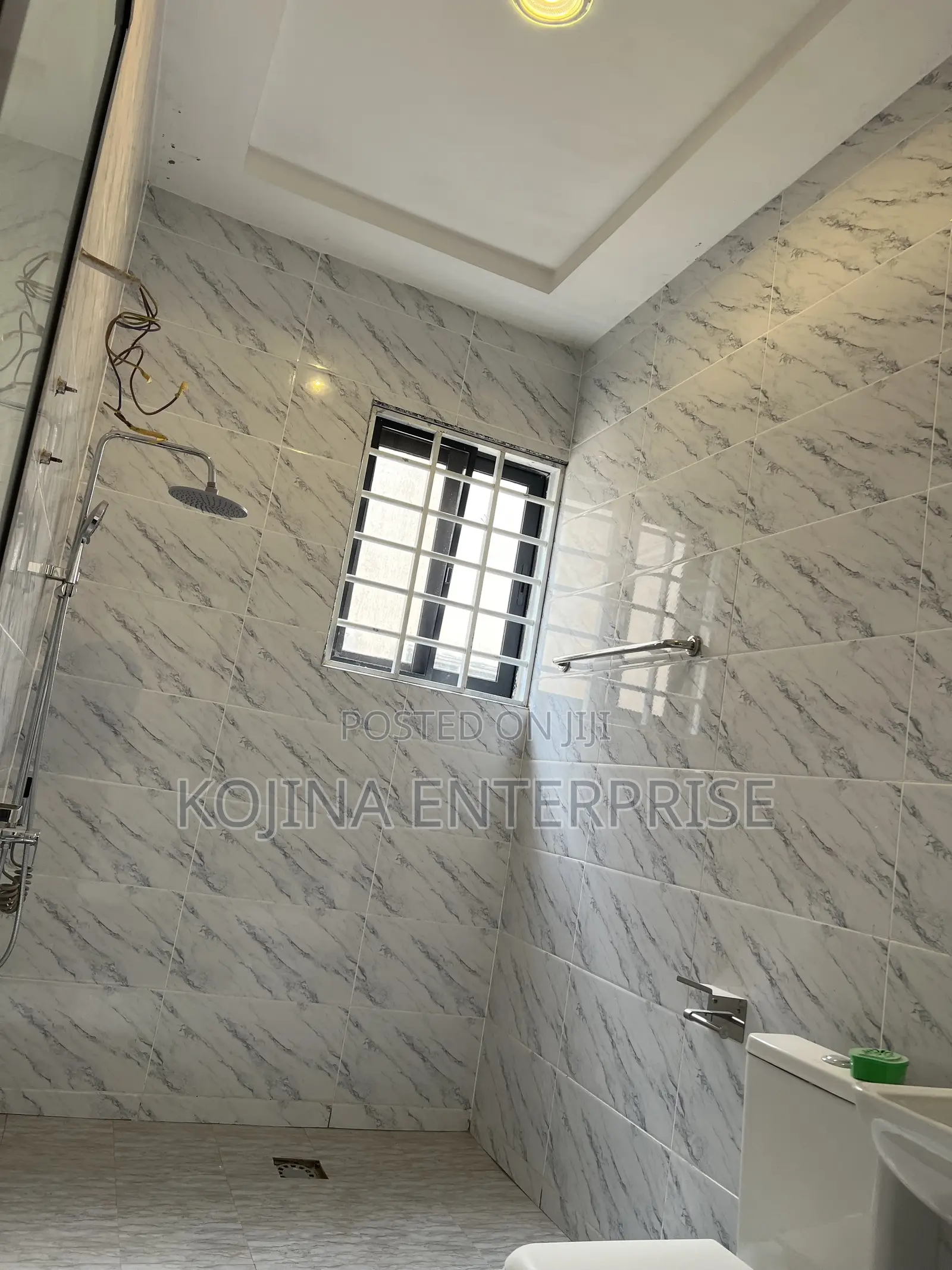 4bdrm Townhouse/Terrace in Daban New Site, Kumasi Metropolitan for sale