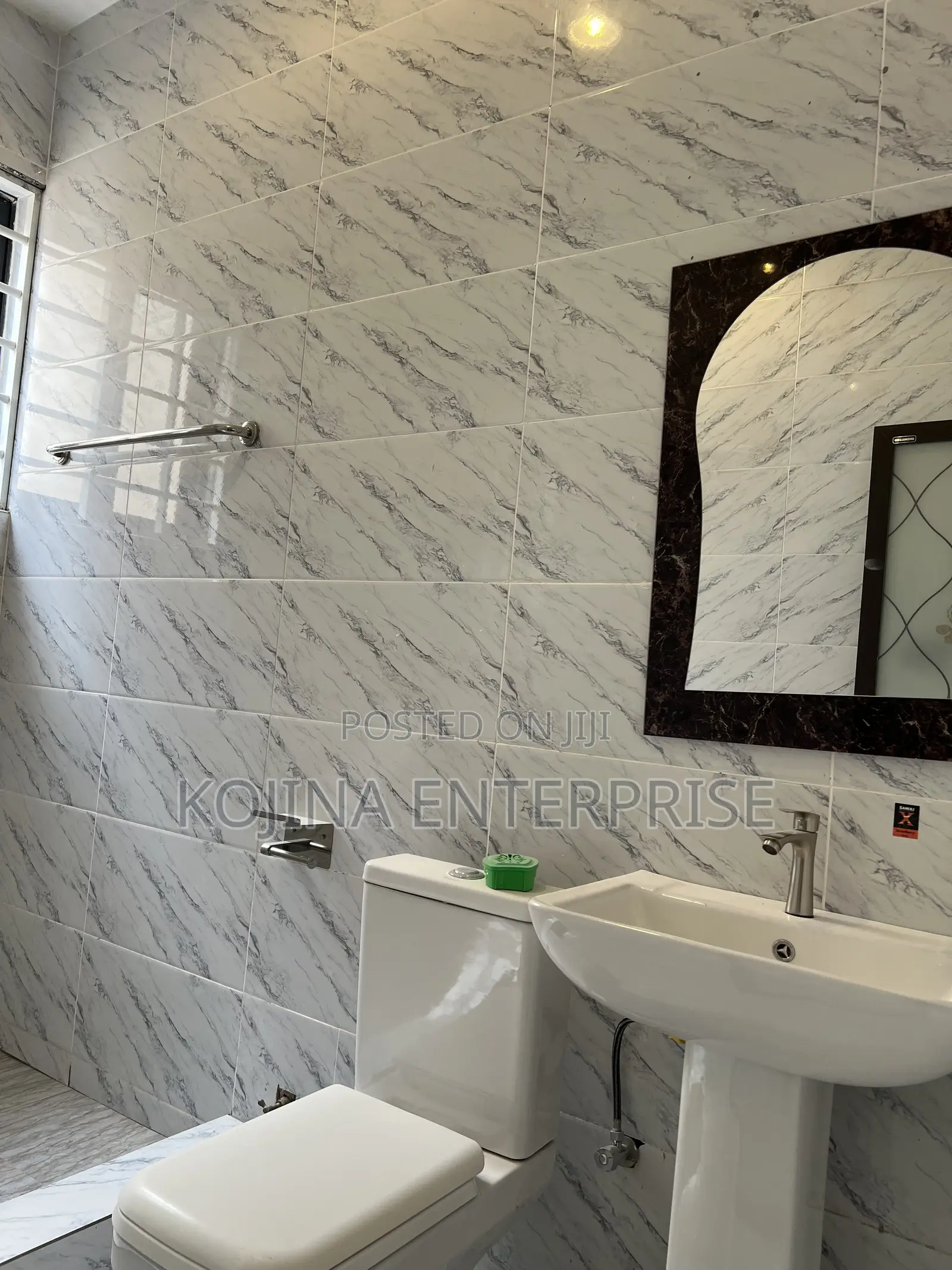 4bdrm Townhouse/Terrace in Daban New Site, Kumasi Metropolitan for sale