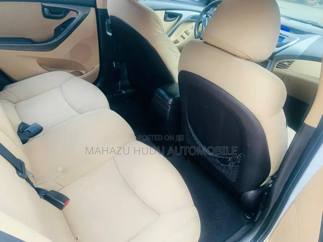 Hyundai Elantra GLS Sedan FWD (1.8L 4cyl 6A) 2013 White