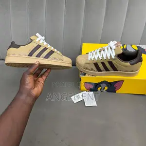 Adidas Superstar Sneakers Available (Location: Adum Kumasi)