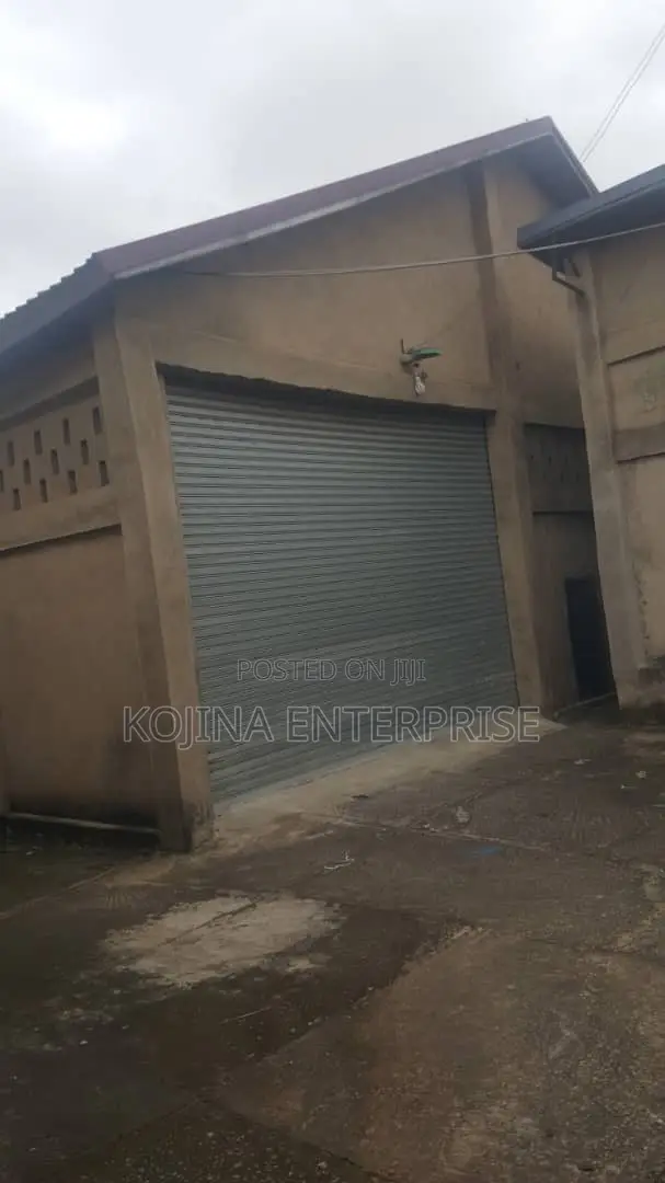 Commercial Warehouse Property for Sale – Sokoban Wood