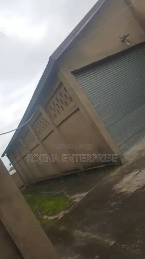 Commercial Warehouse Property for Sale – Sokoban Wood