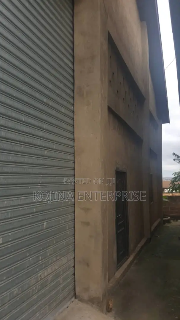 Commercial Warehouse Property for Sale – Sokoban Wood