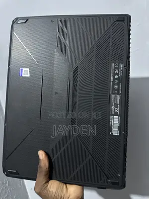 Laptop Asus TUF Gaming FX504 16GB Intel Core i5 SSD 1T