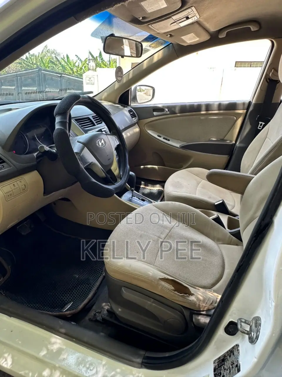 Hyundai Accent 2012 White