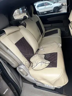 Honda Odyssey 2011 Gold
