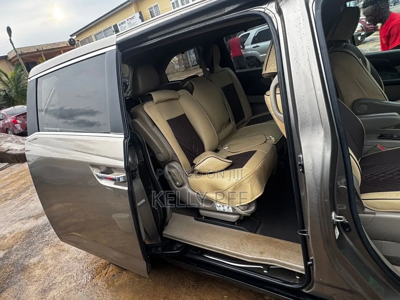 Honda Odyssey 2011 Gold