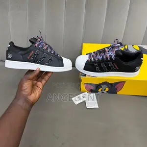 Adidas Superstar Sneakers Available (Location: Adum Kumasi)