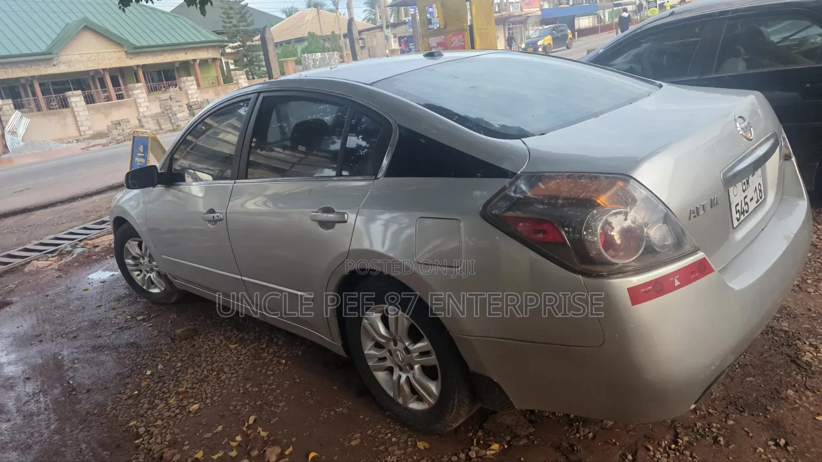 Nissan Altima 2012 Silver