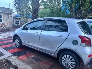 Toyota Vitz Three Plugs