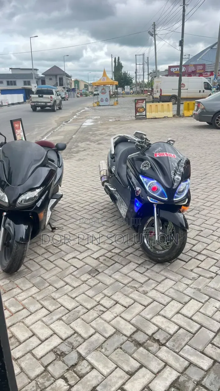Honda Forza 2012 Black