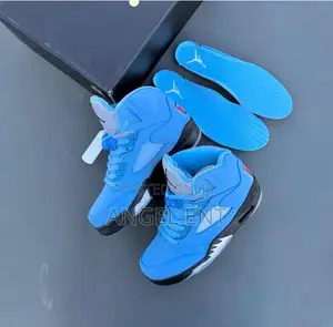 Nike Air Jordan 5 Retro Se "Unc" Sneakers Available (Loc: Adum Kumasi)