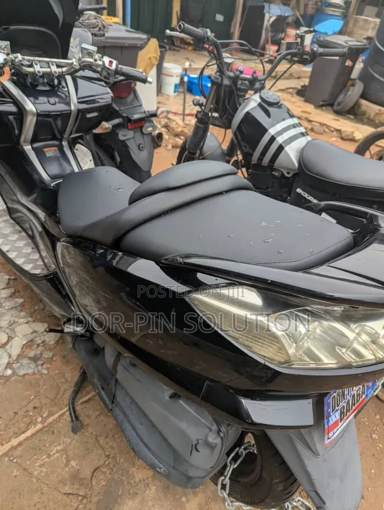 Yamaha Majesty 2015 Black