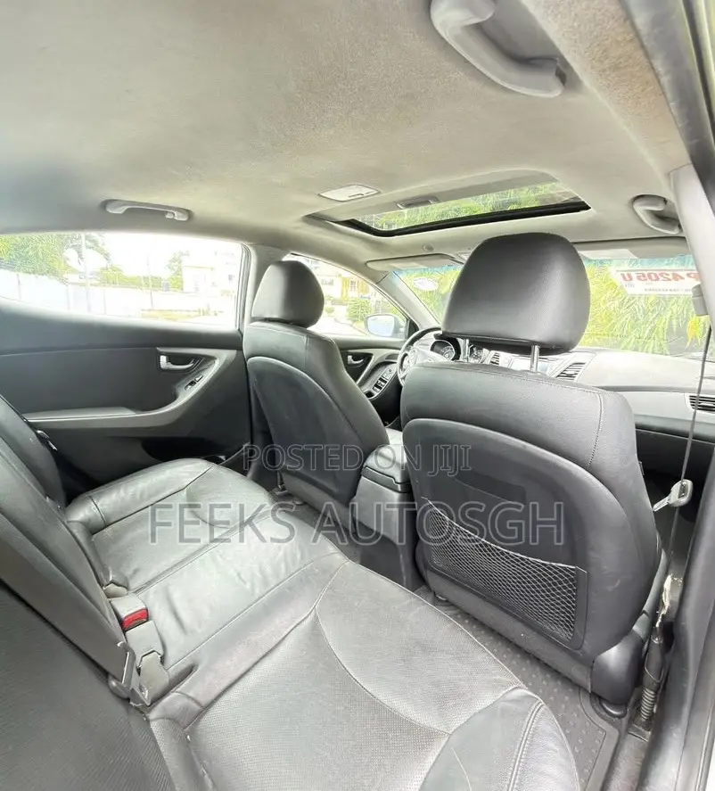 Hyundai Elantra Limited 4dr Sedan (1.8L 4cyl 6A) 2014 Gray
