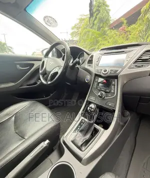Hyundai Elantra Limited 4dr Sedan (1.8L 4cyl 6A) 2014 Gray