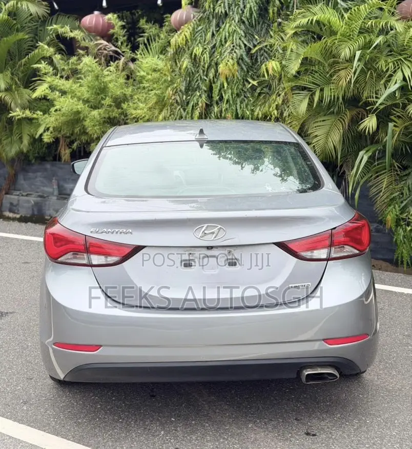 Hyundai Elantra Limited 4dr Sedan (1.8L 4cyl 6A) 2014 Gray