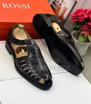 Executive Rossi Leather Sandals (Black)