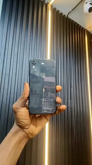 Apple iPhone XR 64 GB Black