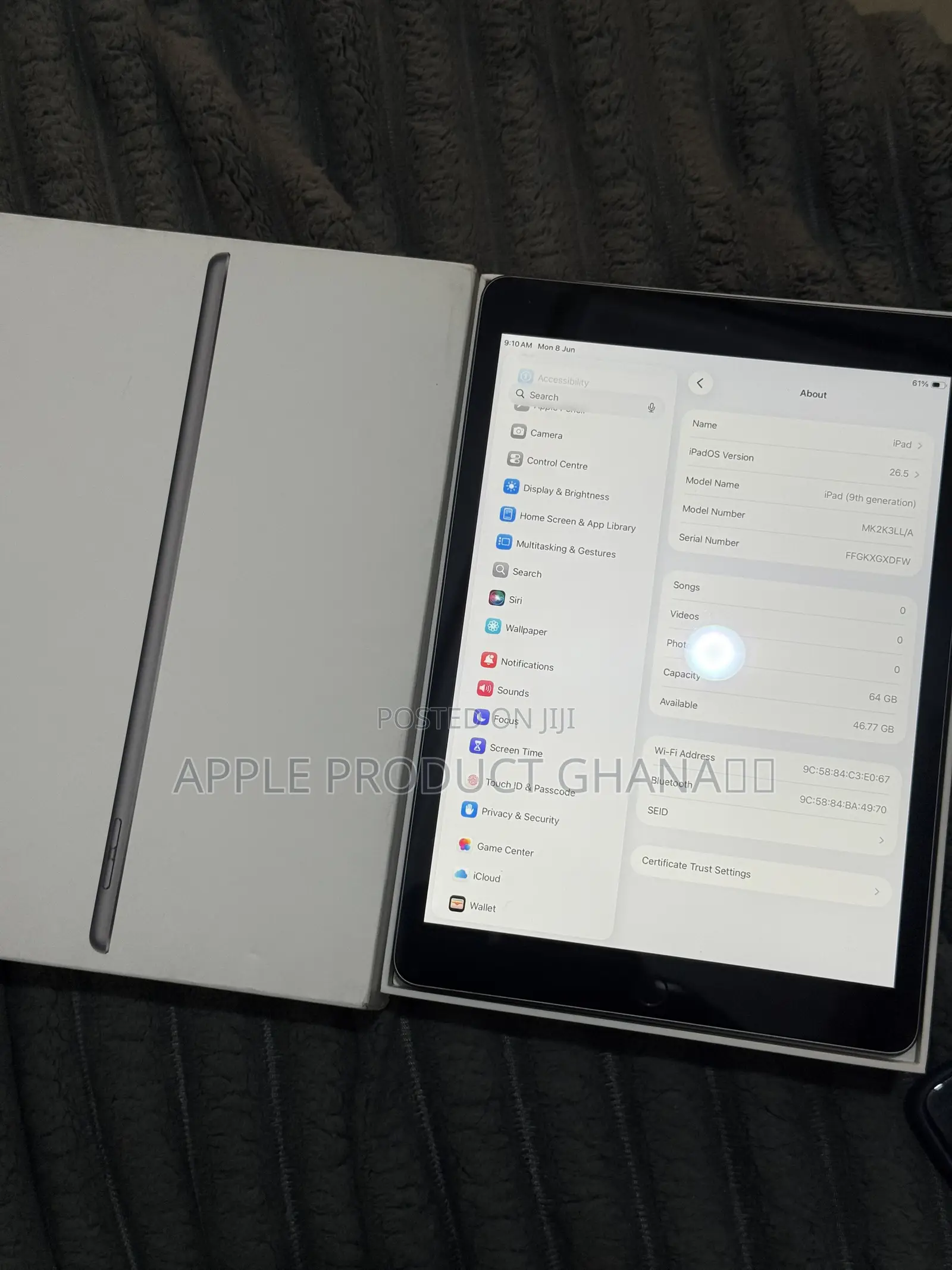 Apple iPad Wi-Fi 64 GB Gray