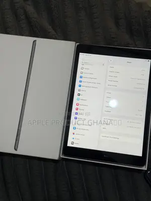 Apple iPad Wi-Fi 64 GB Gray
