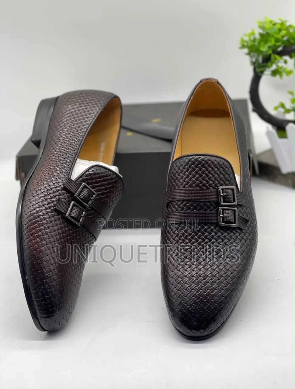 Executive Dior Leather Loafers (Brown)