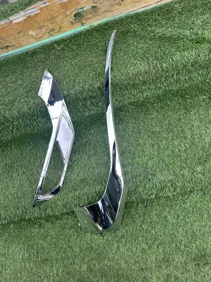 Mitsubishi Outlander Front Bumper Chrome Moulding 2022 2023 2024 2025