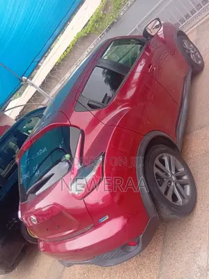 Nissan Juke SL 4dr Hatchback AWD (1.6L 4cyl Turbo CVT) 2015 Red
