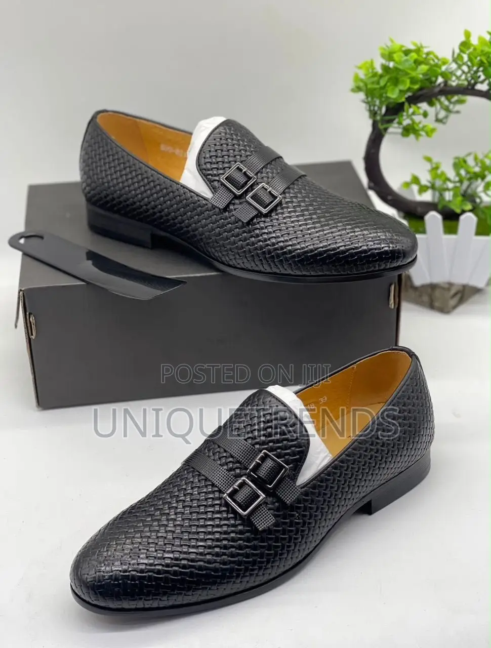 Executive Dior Leather Loafers (Black)
