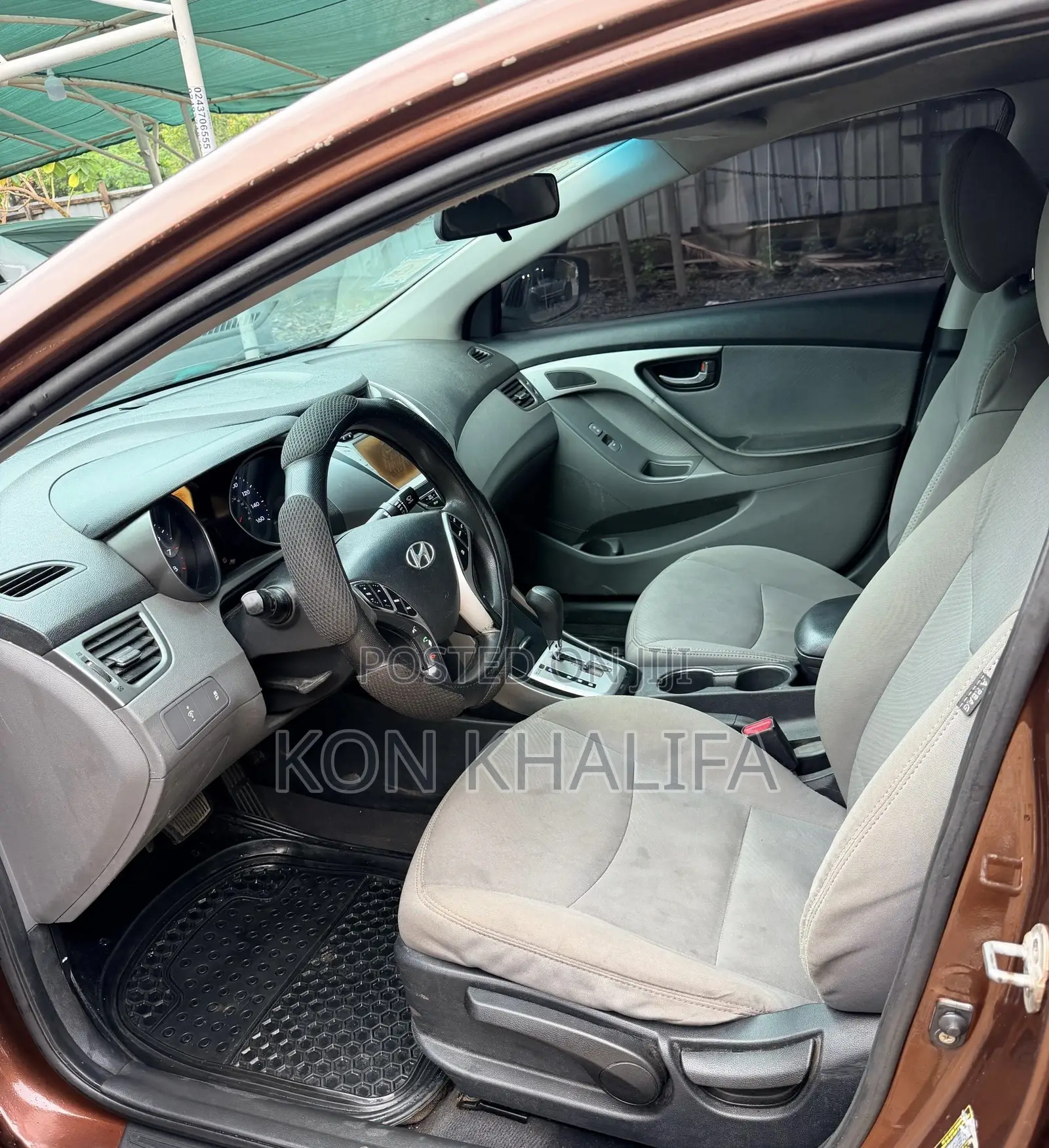 Hyundai Elantra 2013 Brown