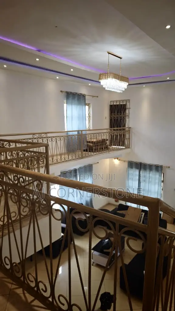 6bdrm Mansion in Dome for sale