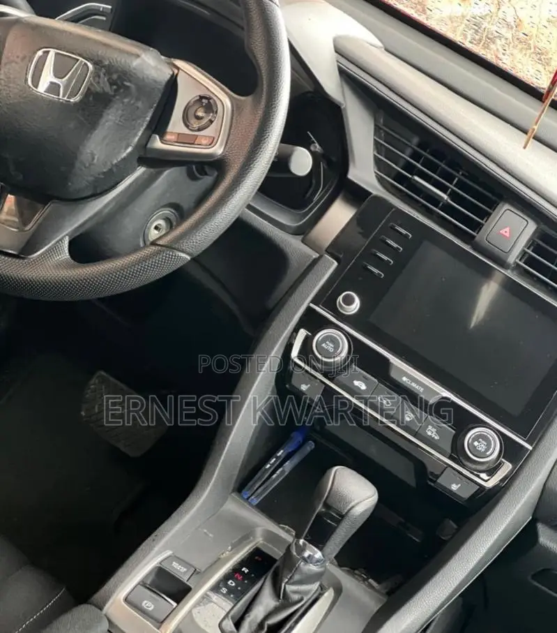 Honda Civic 2019 Red