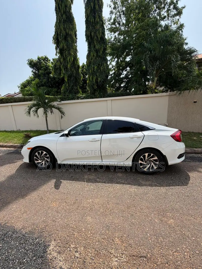 Honda Civic EX Sedan 2019 White