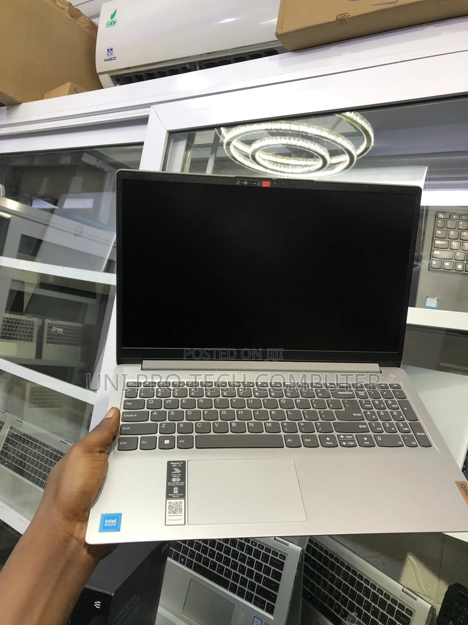 Laptop Lenovo IdeaPad 1 8GB Intel SSD 256GB