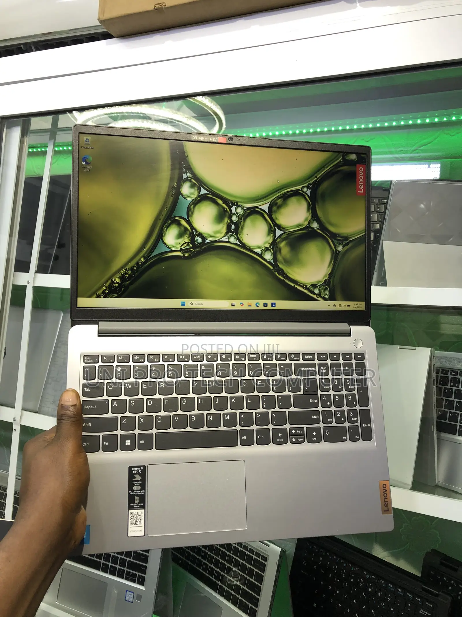 Laptop Lenovo IdeaPad 1 8GB Intel SSD 256GB