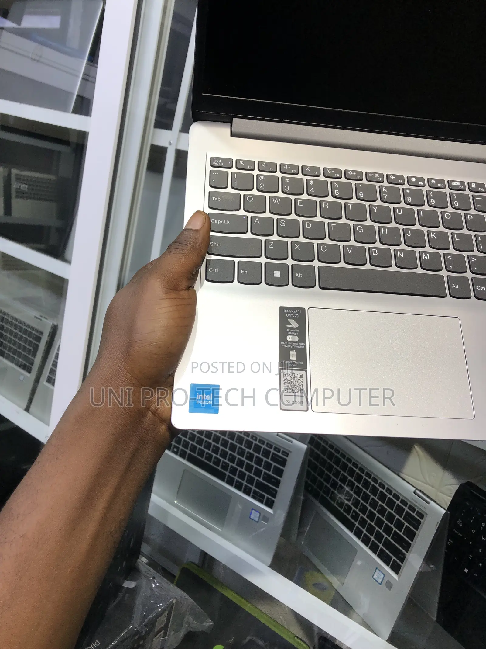 Laptop Lenovo IdeaPad 1 8GB Intel SSD 256GB