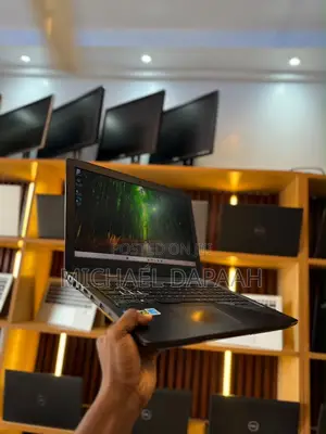 Laptop Asus ROG Strix GL703 16GB Intel Core i5 SSD 512GB
