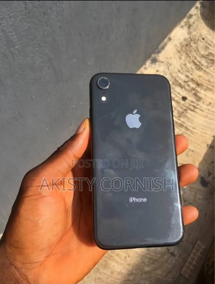 Apple iPhone XR 64 GB Black