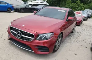 Mercedes-Benz E300 4Matic AWD Sedan (2.0L 4cyl 9A) 2017 Red