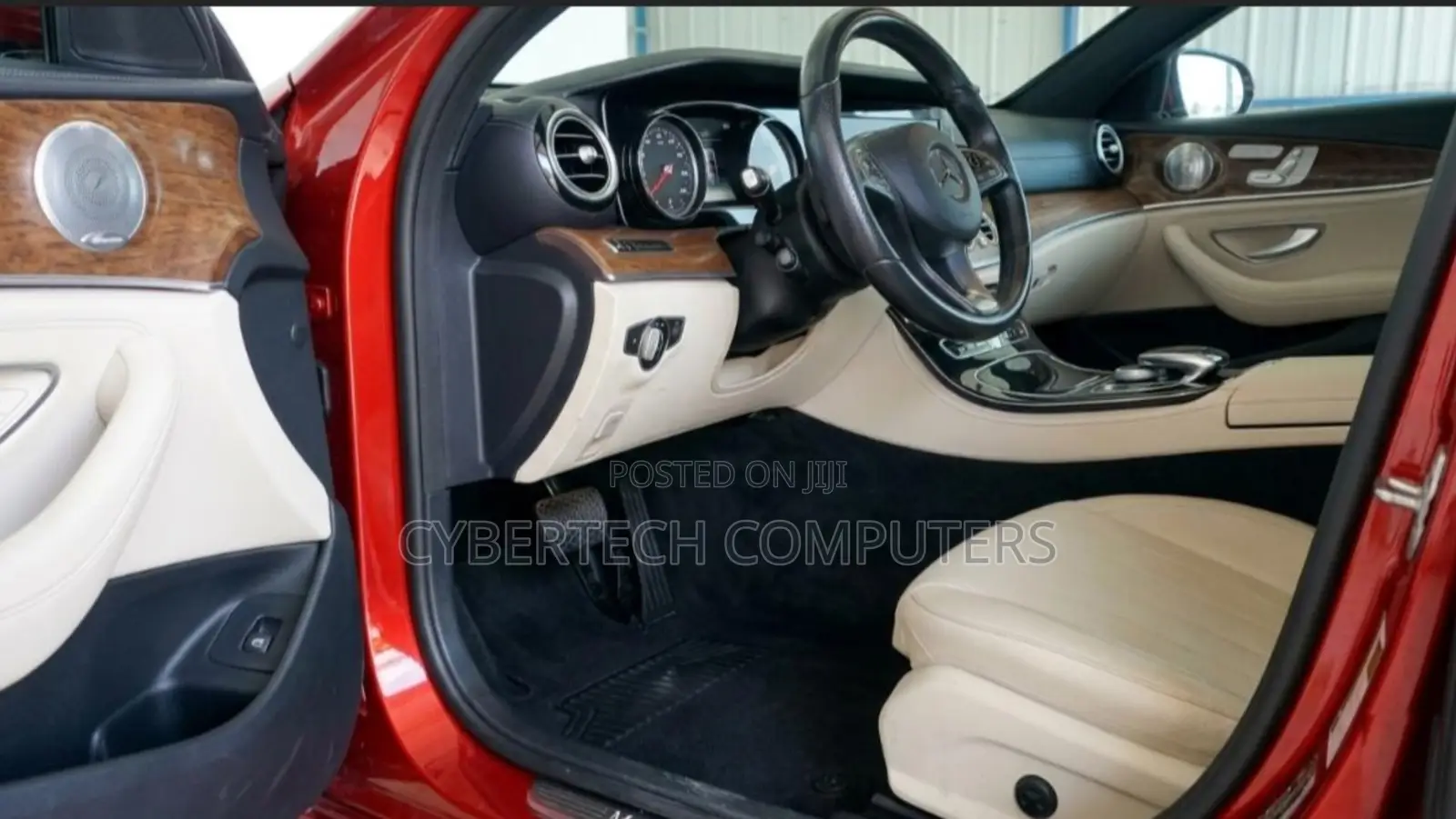 Mercedes-Benz E300 4Matic AWD Sedan (2.0L 4cyl 9A) 2017 Red