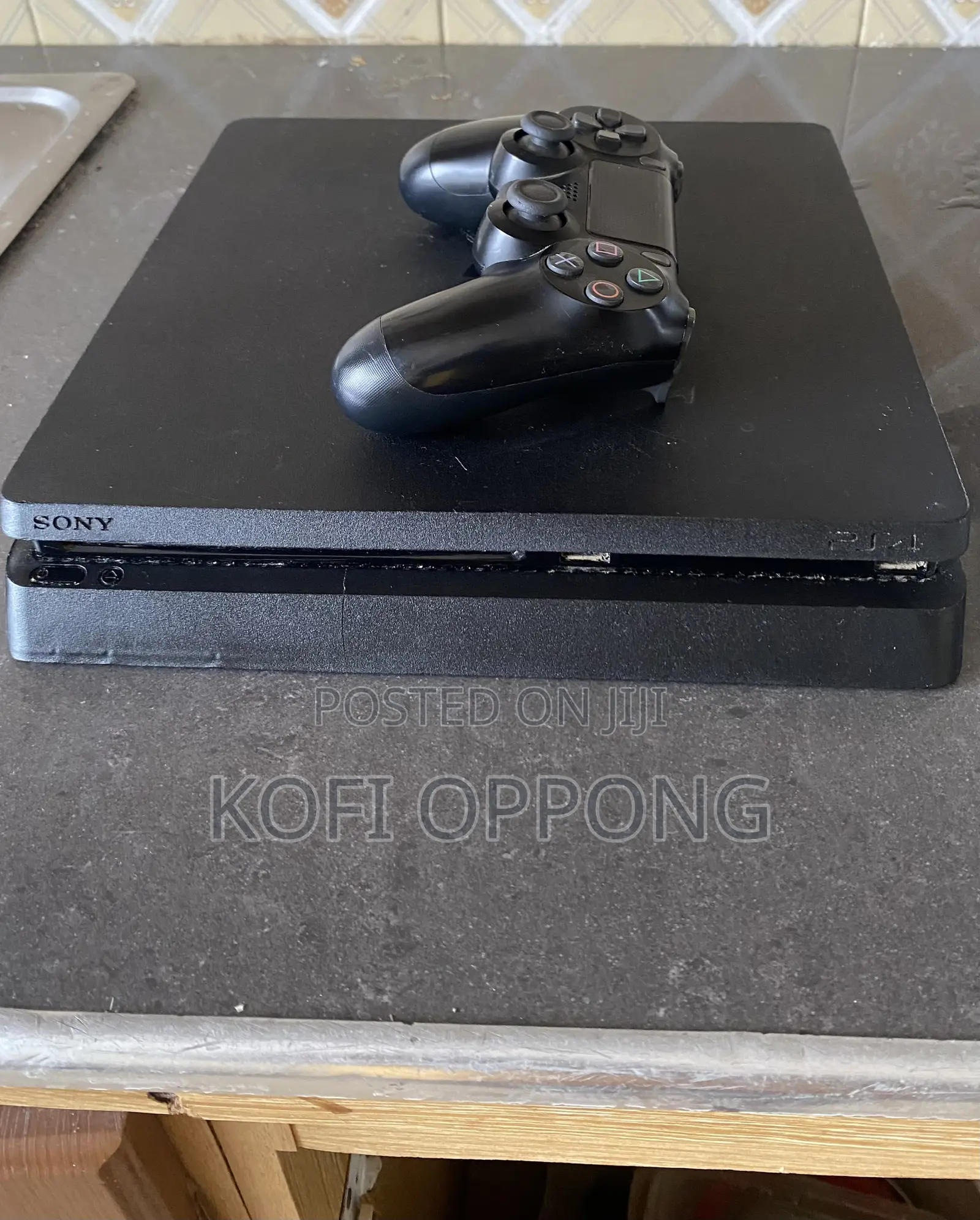 Playstation 4 Slim