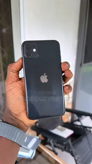Apple iPhone 11 64 GB Black