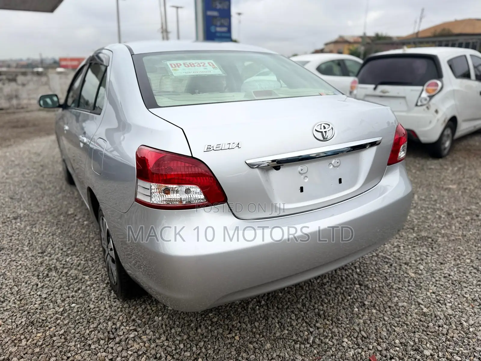 Toyota Belta 2012 Silver
